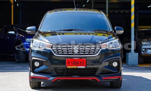 ซื้อ รถมือสอง Suzuki Ertiga สีดำ รถยนต์ ใน %{เมือง} ใน กรุงเทพมหานคร