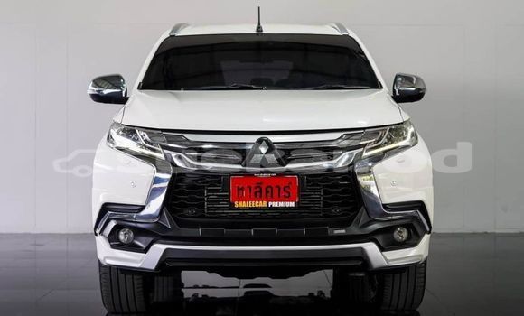 Buy Used Mitsubishi Pajero White Car in Bangkok in Bangkok