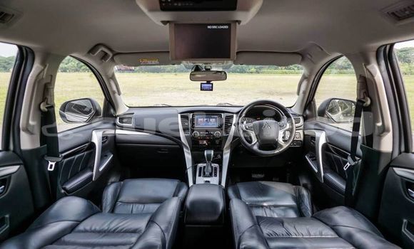 Buy Used Mitsubishi Pajero Other Car in Bangkok in Bangkok Buy Used Mitsubishi Pajero Other Car in Bangkok in Bangkok