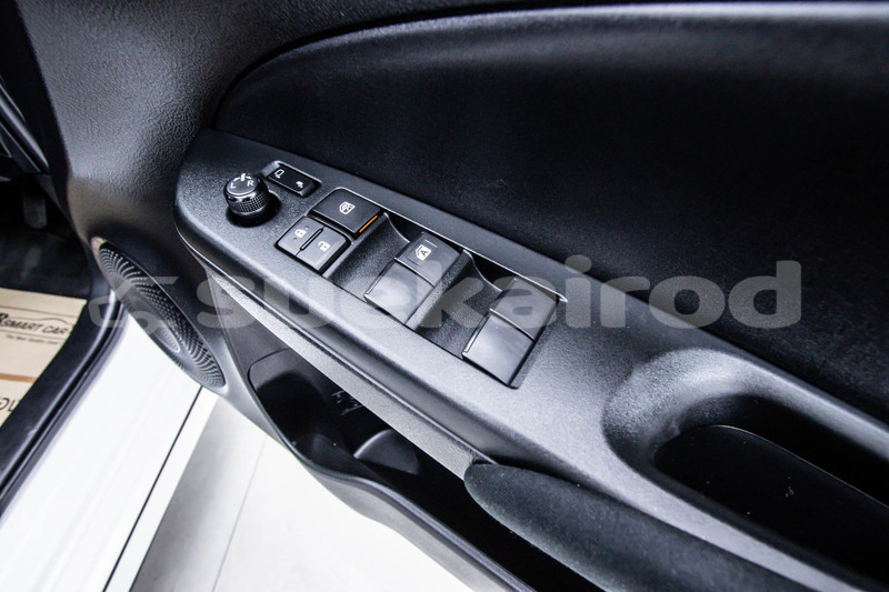 Big with watermark toyota yaris bangkok bangkok 68485