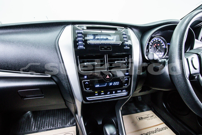 Big with watermark toyota yaris bangkok bangkok 68485