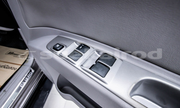 ซื้อ รถมือสอง Mitsubishi Pajero Sport สีน้ำตาล รถยนต์ ใน %{เมือง} ใน กรุงเทพมหานคร ซื้อ รถมือสอง Mitsubishi Pajero Sport สีน้ำตาล รถยนต์ ใน %{เมือง} ใน กรุงเทพมหานคร