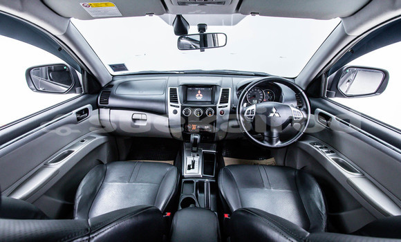 ซื้อ รถมือสอง Mitsubishi Pajero Sport สีน้ำตาล รถยนต์ ใน %{เมือง} ใน กรุงเทพมหานคร ซื้อ รถมือสอง Mitsubishi Pajero Sport สีน้ำตาล รถยนต์ ใน %{เมือง} ใน กรุงเทพมหานคร