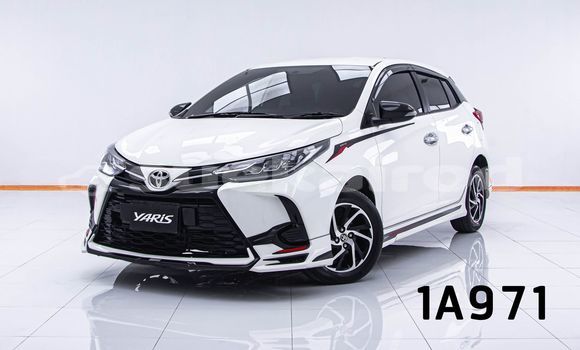 Buy Used Toyota Yaris White Car in Bangkok in Bangkok Buy Used Toyota Yaris White Car in Bangkok in Bangkok