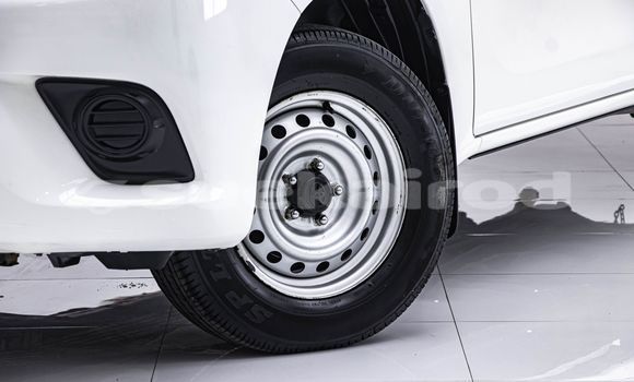 Buy Used Toyota Hiluxe Revo White Car in Bangkok in Bangkok Buy Used Toyota Hiluxe Revo White Car in Bangkok in Bangkok