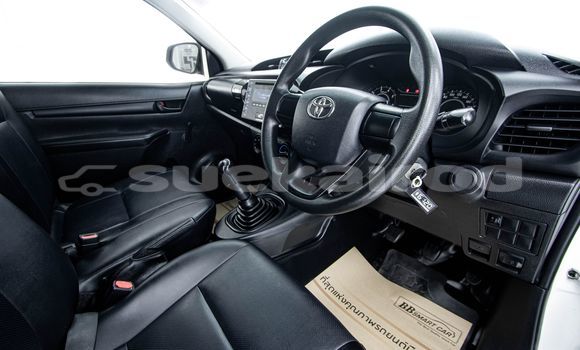 Buy Used Toyota Hiluxe Revo White Car in Bangkok in Bangkok Buy Used Toyota Hiluxe Revo White Car in Bangkok in Bangkok