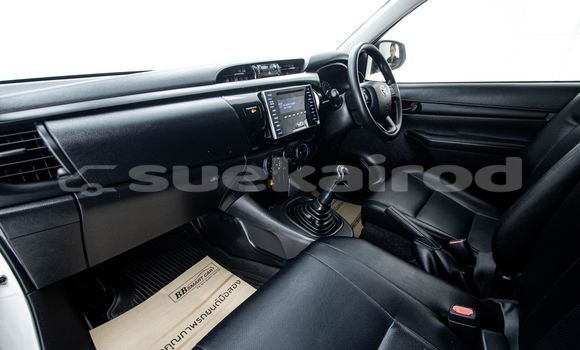 Buy Used Toyota Hiluxe Revo White Car in Bangkok in Bangkok Buy Used Toyota Hiluxe Revo White Car in Bangkok in Bangkok