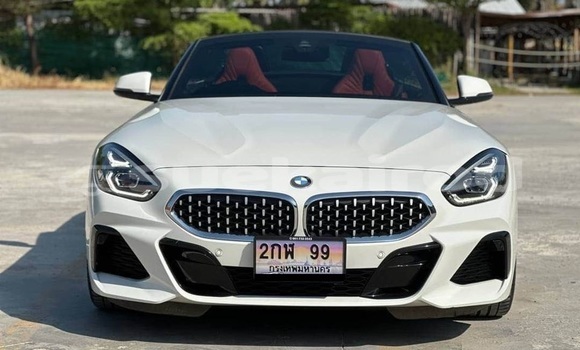 Buy Used BMW Z4 M White Car in Bangkok in Bangkok