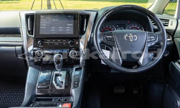 Buy Used Toyota Alphard White Car in Bangkok in Bangkok Buy Used Toyota Alphard White Car in Bangkok in Bangkok