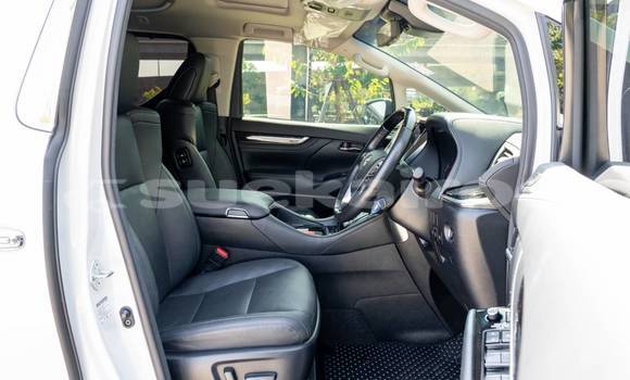 Buy Used Toyota Alphard White Car in Bangkok in Bangkok Buy Used Toyota Alphard White Car in Bangkok in Bangkok