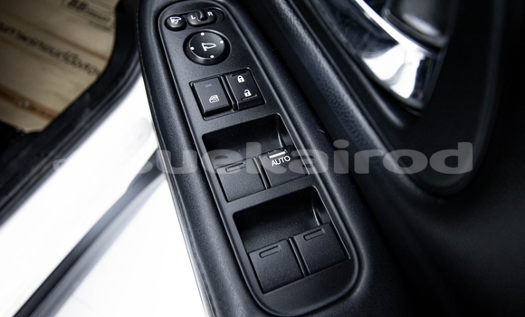 Buy Used Honda HR-V White Car in Bangkok in Bangkok Buy Used Honda HR-V White Car in Bangkok in Bangkok