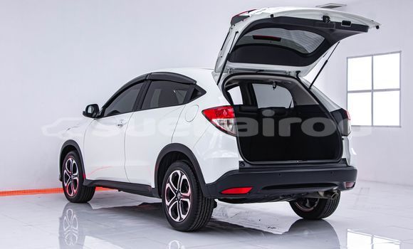 ซื้อ รถมือสอง Honda HR-V ขาว รถยนต์ ใน %{เมือง} ใน กรุงเทพมหานคร ซื้อ รถมือสอง Honda HR-V ขาว รถยนต์ ใน %{เมือง} ใน กรุงเทพมหานคร