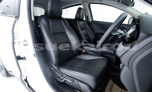 ซื้อ รถมือสอง Honda HR-V ขาว รถยนต์ ใน %{เมือง} ใน กรุงเทพมหานคร ซื้อ รถมือสอง Honda HR-V ขาว รถยนต์ ใน %{เมือง} ใน กรุงเทพมหานคร