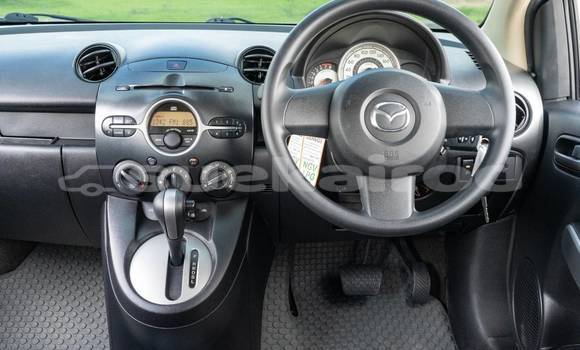 ซื้อ รถมือสอง Mazda 2 เงิน รถยนต์ ใน %{เมือง} ใน กรุงเทพมหานคร ซื้อ รถมือสอง Mazda 2 เงิน รถยนต์ ใน %{เมือง} ใน กรุงเทพมหานคร