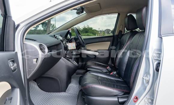 ซื้อ รถมือสอง Mazda 2 เงิน รถยนต์ ใน %{เมือง} ใน กรุงเทพมหานคร ซื้อ รถมือสอง Mazda 2 เงิน รถยนต์ ใน %{เมือง} ใน กรุงเทพมหานคร