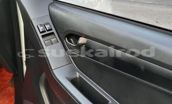 Buy Used Isuzu D-max Spacecab 2 dr White Car in Bangkok in Bangkok Buy Used Isuzu D-max Spacecab 2 dr White Car in Bangkok in Bangkok