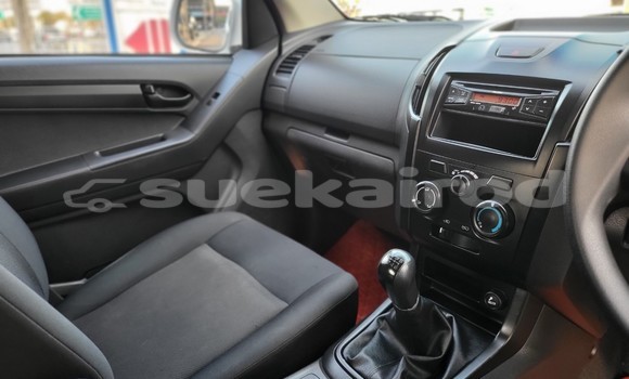 Buy Used Isuzu D-max Spacecab 2 dr White Car in Bangkok in Bangkok Buy Used Isuzu D-max Spacecab 2 dr White Car in Bangkok in Bangkok