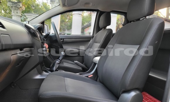 Buy Used Isuzu D-max Spacecab 2 dr White Car in Bangkok in Bangkok Buy Used Isuzu D-max Spacecab 2 dr White Car in Bangkok in Bangkok