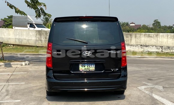 ซื้อ รถมือสอง Hyundai Grand Starex สีดำ รถยนต์ ใน %{เมือง} ใน กรุงเทพมหานคร ซื้อ รถมือสอง Hyundai Grand Starex สีดำ รถยนต์ ใน %{เมือง} ใน กรุงเทพมหานคร