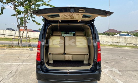 ซื้อ รถมือสอง Hyundai Grand Starex สีดำ รถยนต์ ใน %{เมือง} ใน กรุงเทพมหานคร ซื้อ รถมือสอง Hyundai Grand Starex สีดำ รถยนต์ ใน %{เมือง} ใน กรุงเทพมหานคร