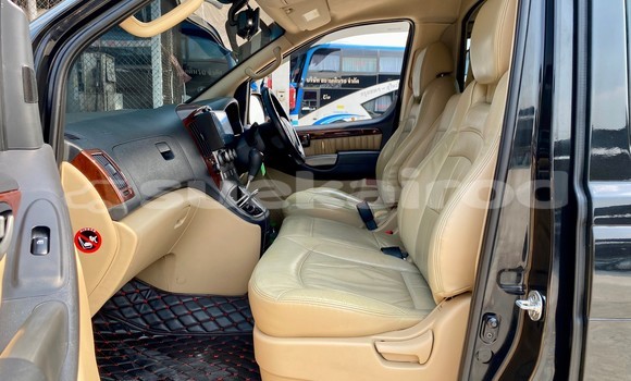 ซื้อ รถมือสอง Hyundai Grand Starex สีดำ รถยนต์ ใน %{เมือง} ใน กรุงเทพมหานคร ซื้อ รถมือสอง Hyundai Grand Starex สีดำ รถยนต์ ใน %{เมือง} ใน กรุงเทพมหานคร