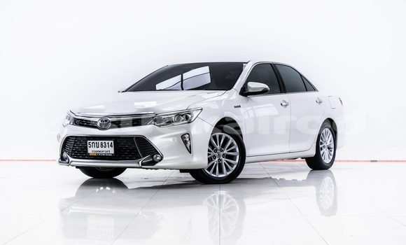 Buy Used Toyota Camry White Car in Bangkok in Bangkok Buy Used Toyota Camry White Car in Bangkok in Bangkok