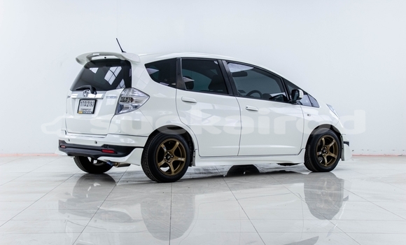 ซื้อ รถมือสอง Honda Jazz ขาว รถยนต์ ใน %{เมือง} ใน กรุงเทพมหานคร ซื้อ รถมือสอง Honda Jazz ขาว รถยนต์ ใน %{เมือง} ใน กรุงเทพมหานคร