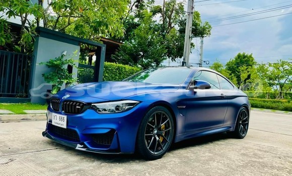 ซื้อ รถมือสอง BMW M4 สีน้ำเงิน รถยนต์ ใน %{เมือง} ใน กรุงเทพมหานคร