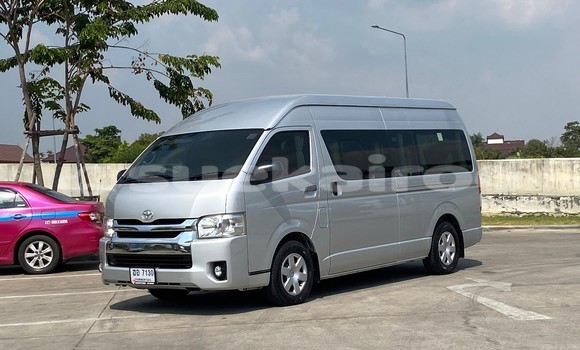 ซื้อ รถมือสอง Toyota Commuter เงิน รถยนต์ ใน %{เมือง} ใน กรุงเทพมหานคร ซื้อ รถมือสอง Toyota Commuter เงิน รถยนต์ ใน %{เมือง} ใน กรุงเทพมหานคร