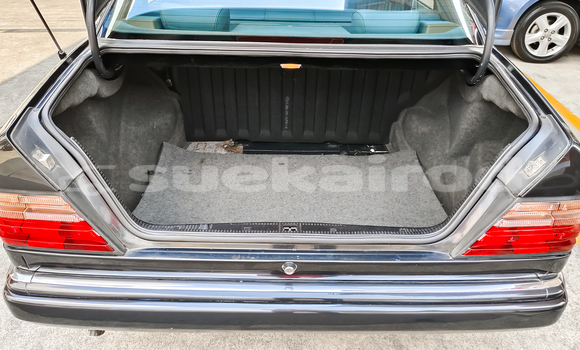 ซื้อ รถมือสอง Mercedes‒Benz E–Class สีน้ำเงิน รถยนต์ ใน %{เมือง} ใน กรุงเทพมหานคร ซื้อ รถมือสอง Mercedes‒Benz E–Class สีน้ำเงิน รถยนต์ ใน %{เมือง} ใน กรุงเทพมหานคร