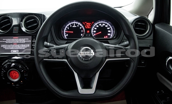 ซื้อ รถมือสอง Nissan Note สีแดง รถยนต์ ใน %{เมือง} ใน กรุงเทพมหานคร ซื้อ รถมือสอง Nissan Note สีแดง รถยนต์ ใน %{เมือง} ใน กรุงเทพมหานคร