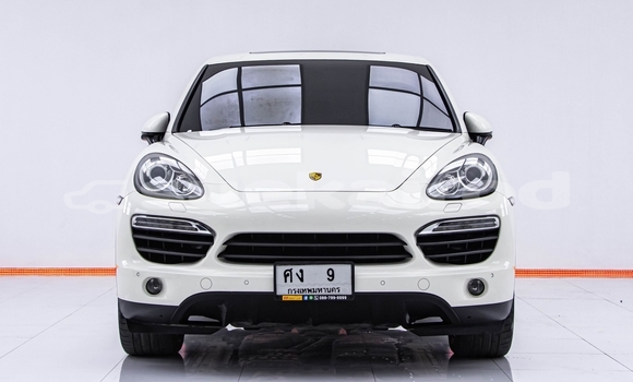Buy Used Porsche Cayenne White Car in Bangkok in Bangkok