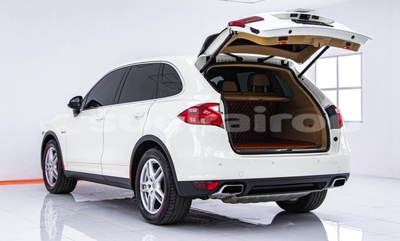 ซื้อ รถมือสอง Porsche Cayenne ขาว รถยนต์ ใน %{เมือง} ใน กรุงเทพมหานคร ซื้อ รถมือสอง Porsche Cayenne ขาว รถยนต์ ใน %{เมือง} ใน กรุงเทพมหานคร