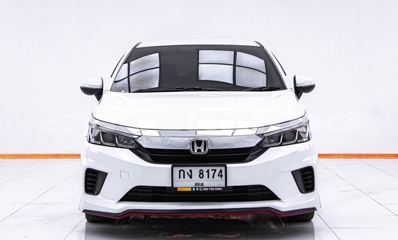 ซื้อ รถมือสอง Honda City ขาว รถยนต์ ใน %{เมือง} ใน กรุงเทพมหานคร