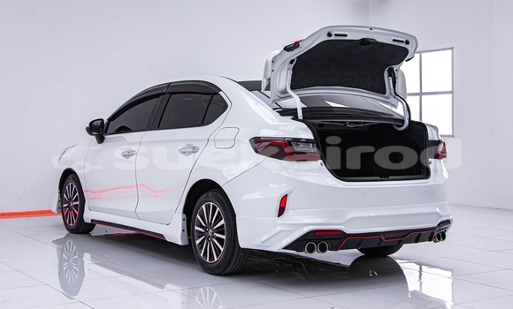 Buy Used Honda City White Car in Bangkok in Bangkok Buy Used Honda City White Car in Bangkok in Bangkok