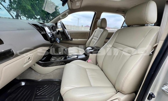 Buy Used Toyota Fortuner Brown Car in Bangkok in Bangkok Buy Used Toyota Fortuner Brown Car in Bangkok in Bangkok