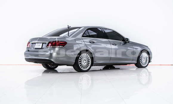 Buy Used Mercedes-Benz E-Classe Other Car in Bangkok in Bangkok Buy Used Mercedes-Benz E-Classe Other Car in Bangkok in Bangkok