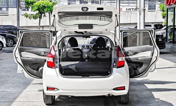 ซื้อ รถมือสอง Nissan Note ขาว รถยนต์ ใน %{เมือง} ใน กรุงเทพมหานคร ซื้อ รถมือสอง Nissan Note ขาว รถยนต์ ใน %{เมือง} ใน กรุงเทพมหานคร