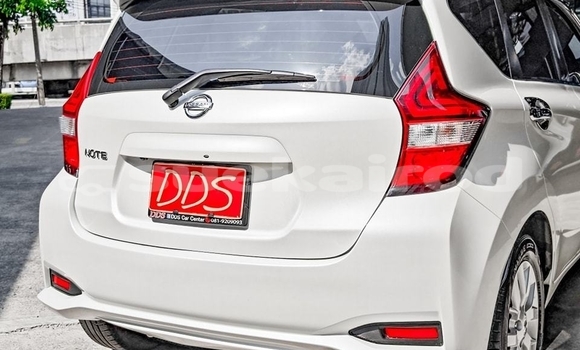 ซื้อ รถมือสอง Nissan Note ขาว รถยนต์ ใน %{เมือง} ใน กรุงเทพมหานคร ซื้อ รถมือสอง Nissan Note ขาว รถยนต์ ใน %{เมือง} ใน กรุงเทพมหานคร