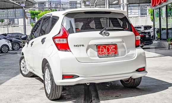 ซื้อ รถมือสอง Nissan Note ขาว รถยนต์ ใน %{เมือง} ใน กรุงเทพมหานคร ซื้อ รถมือสอง Nissan Note ขาว รถยนต์ ใน %{เมือง} ใน กรุงเทพมหานคร
