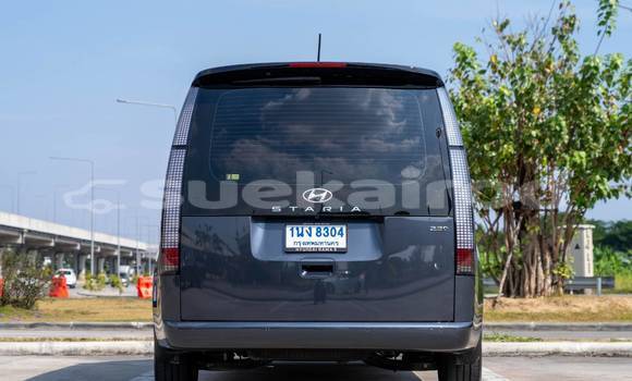 Buy Used Hyundai Starex (H-1) Black Car in Bangkok in Bangkok Buy Used Hyundai Starex (H-1) Black Car in Bangkok in Bangkok