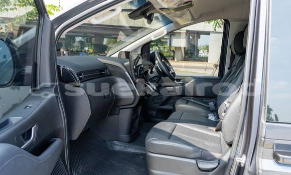 Buy Used Hyundai Starex (H-1) Black Car in Bangkok in Bangkok Buy Used Hyundai Starex (H-1) Black Car in Bangkok in Bangkok