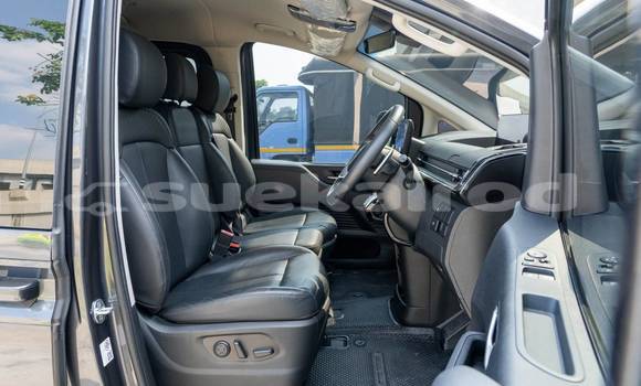 Buy Used Hyundai Starex (H-1) Black Car in Bangkok in Bangkok Buy Used Hyundai Starex (H-1) Black Car in Bangkok in Bangkok