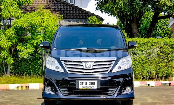 ซื้อ รถมือสอง Toyota Alphard สีดำ รถยนต์ ใน %{เมือง} ใน กรุงเทพมหานคร