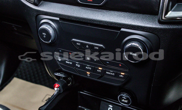 Buy Used Ford Everest White Car in Bangkok in Bangkok Buy Used Ford Everest White Car in Bangkok in Bangkok