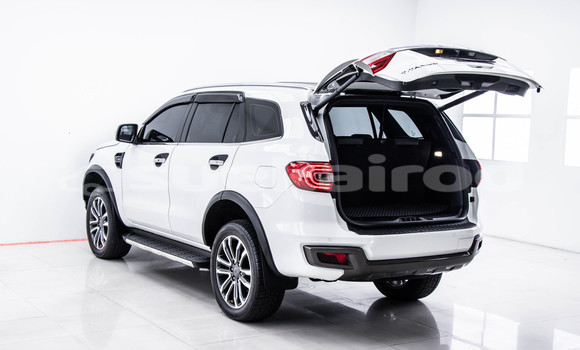 Buy Used Ford Everest White Car in Bangkok in Bangkok Buy Used Ford Everest White Car in Bangkok in Bangkok