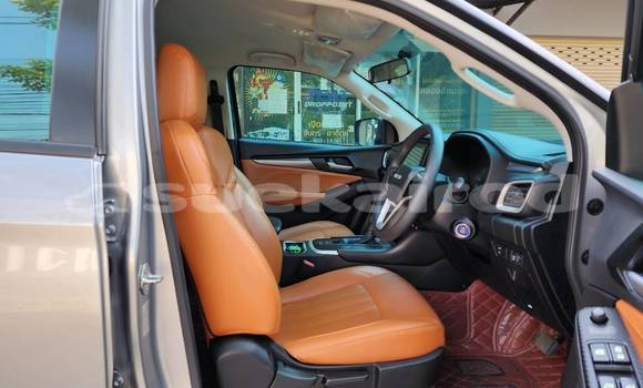 ซื้อ รถมือสอง Isuzu MU-X อื่น ๆ รถยนต์ ใน %{เมือง} ใน กรุงเทพมหานคร ซื้อ รถมือสอง Isuzu MU-X อื่น ๆ รถยนต์ ใน %{เมือง} ใน กรุงเทพมหานคร