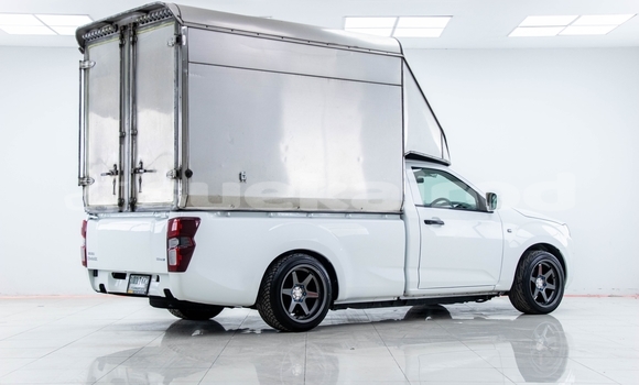 ซื้อ รถมือสอง Isuzu D-Max ขาว รถยนต์ ใน %{เมือง} ใน กรุงเทพมหานคร ซื้อ รถมือสอง Isuzu D-Max ขาว รถยนต์ ใน %{เมือง} ใน กรุงเทพมหานคร