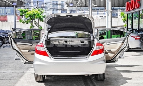 ซื้อ รถมือสอง Honda Civic เงิน รถยนต์ ใน %{เมือง} ใน กรุงเทพมหานคร ซื้อ รถมือสอง Honda Civic เงิน รถยนต์ ใน %{เมือง} ใน กรุงเทพมหานคร