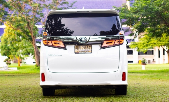 ซื้อ รถมือสอง Toyota Vellfire ขาว รถยนต์ ใน %{เมือง} ใน กรุงเทพมหานคร ซื้อ รถมือสอง Toyota Vellfire ขาว รถยนต์ ใน %{เมือง} ใน กรุงเทพมหานคร